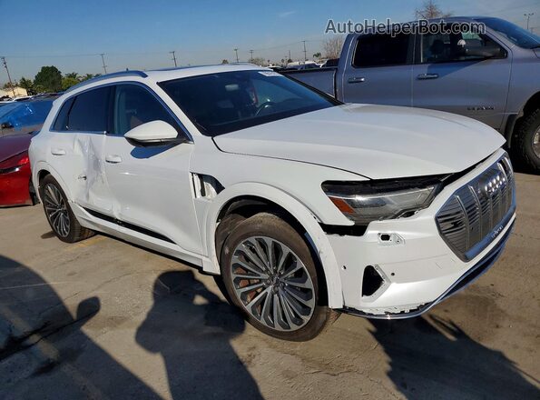 WA1VABGE7KB020781 2019 AUDI E-TRON White Front view
