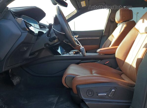WA1VABGE7KB020781 2019 AUDI E-TRON White Dashboard view