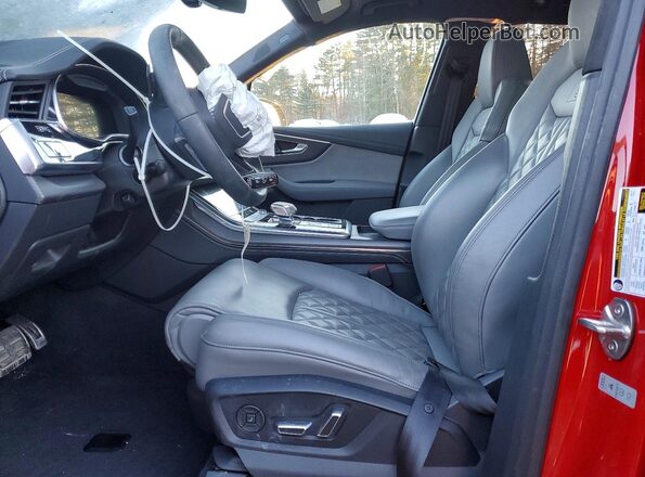 WA1VWBF79SD008706 2025 AUDI SQ7 Темно-бордовый Вид салона спереди
