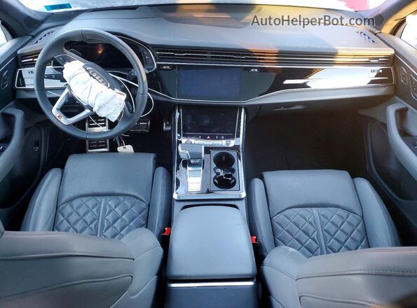 WA1VWBF79SD008706 2025 AUDI SQ7 Темно-бордовый Вид панели приборов