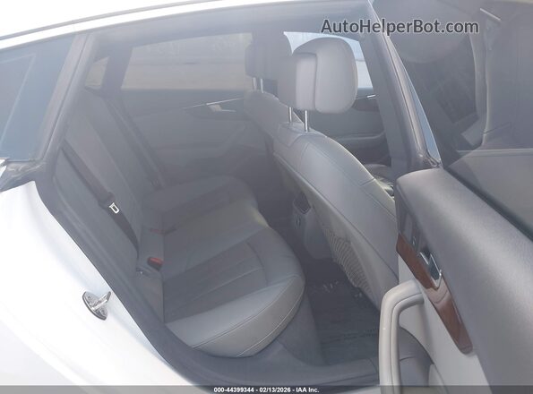 WAUANCF5XKA064163 2019 AUDI OTHER White Widok naklejki z numerem VIN