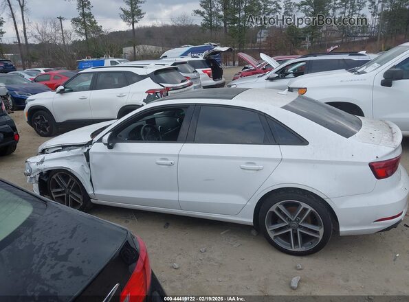 WAUAUGFF1H1033833 2017 AUDI OTHER White Սալոնի 360 աստիճան տեսք