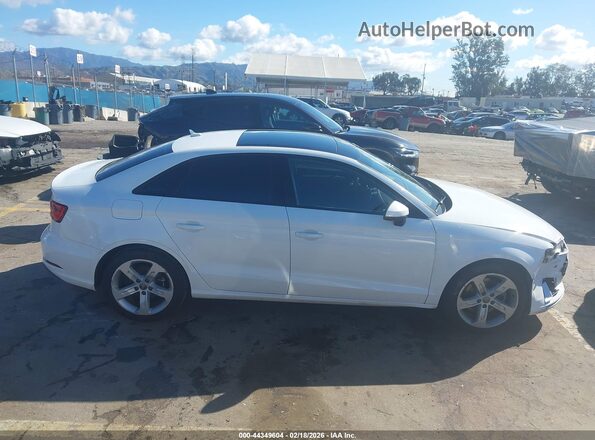 WAUAUGFF2J1033099 2018 AUDI OTHER White Սարքավորումների վահանակի տեսք