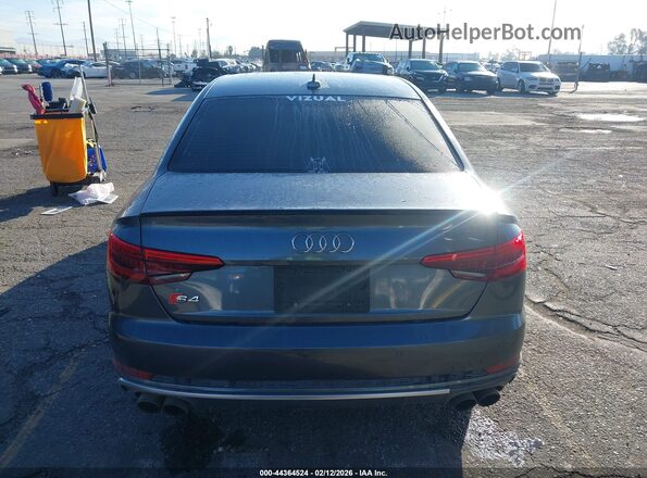 WAUB4AF49JA002660 2018 AUDI S4 Gray 