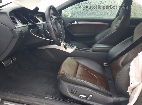 WAUC4AFR3GA003800 2016 AUDI S5 White Widok wnętrza z przodu