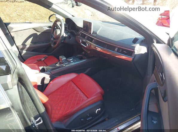WAUC4CF58KA003163 2019 AUDI S5 Gray Widok wnętrza z przodu