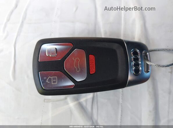 WAUENAF48HN022556 2017 AUDI OTHER Silver Widok deski rozdzielczej