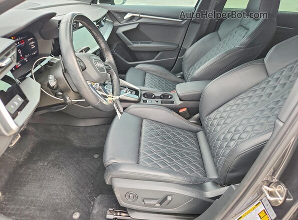 WAUH3DGY0NA002987 2022 AUDI S3 Серый Вид салона спереди