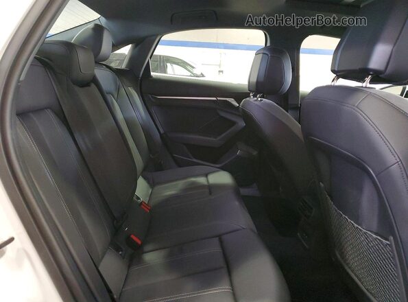 WAUHUDGY1RA034575 2024 AUDI OTHER White Widok tylnych siedzeń