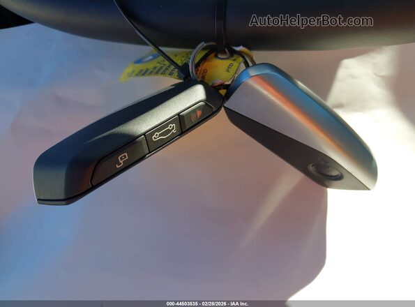 WB523CF00SCS07882 2025 BMW IX Черный Вид панели приборов