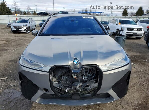 WB523CF02RCR16663 2024 BMW IX Gray Դիմացի տեսք