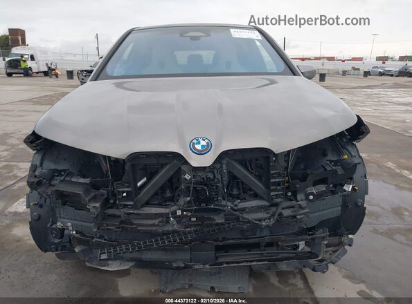 WB523CF03RCR15800 2024 BMW IX Серый Вид щитка приборов