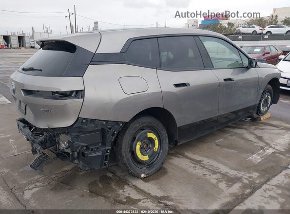 WB523CF03RCR15800 2024 BMW IX Серый Задняя правая четверть