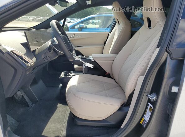 WB523CF05RCR09402 2024 BMW IX Белый Вид салона спереди