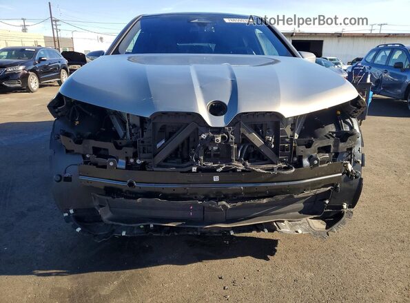 WB523CF08RCP61875 2024 BMW IX Silver Vista trasera