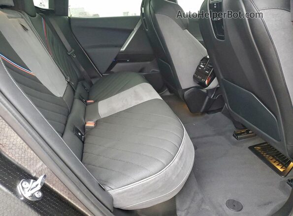 WB543CF02TCW07808 2026 BMW IX Коричневый Вид задней части салона