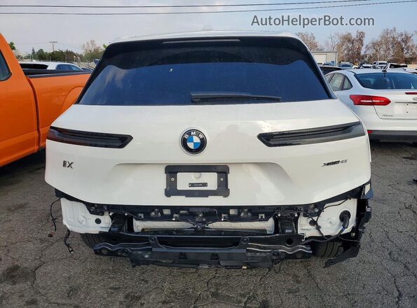 WB543CF04TCW04831 2026 BMW IX White Вид ззаду