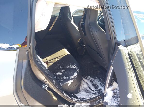 WB543CF04TCW81876 2026 BMW IX Silver Вид наклейки з VIN-кодом