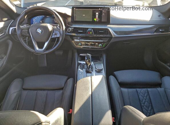 WBA13AG03PCM16489 2023 BMW 5 SERIES Black Առջևի վահանակի տեսք