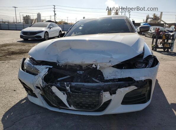 WBA13AR02MCG39571 2021 BMW M4 White Widok z przodu