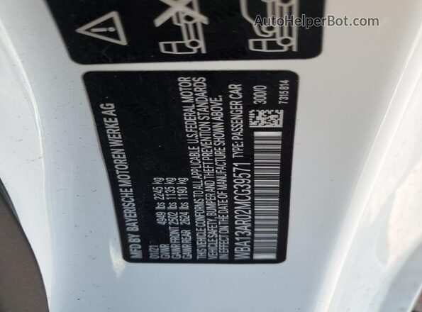 WBA13AR02MCG39571 2021 BMW M4 White Widok komory silnika