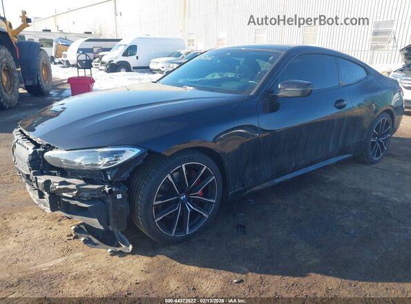 WBA13AR03MCF39138 2021 BMW M4 Black Առջևի ձախ երեք քառորդ տեսարան