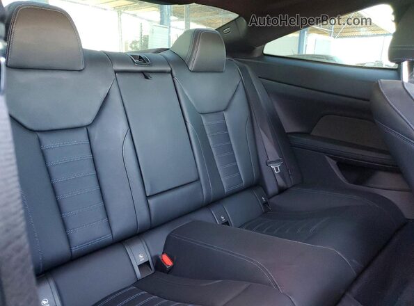 WBA13AR03MCF87822 2021 BMW M4 Black 