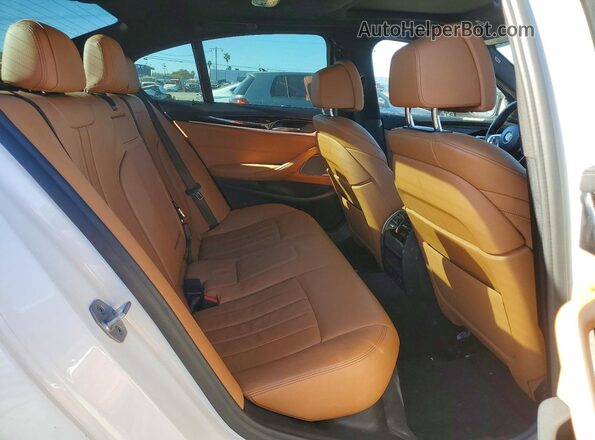 WBA13BK03MCF77744 2021 BMW M5 Белый Вид задних сидений