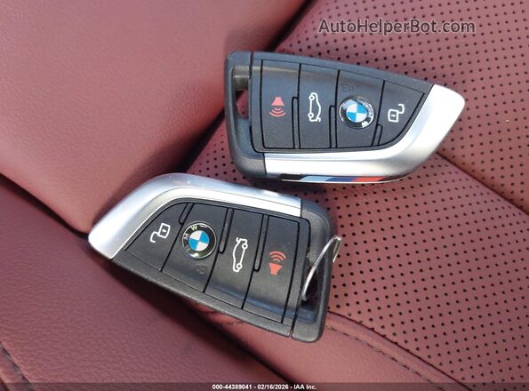 WBA13LA08TFV89566 2026 BMW 3 SERIES Black Առջևի վահանակի տեսք