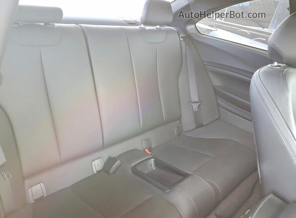 WBA1F9C59GV546658 2016 BMW 2 SERIES White უკანა სავარძლების ხედი