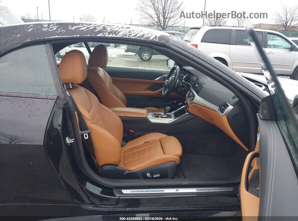 WBA23AT08MCH36013 2021 BMW 4 SERIES Black Front interior view