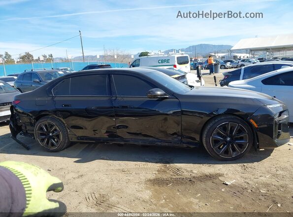 WBA23EH03SCV51104 2025 BMW 7 SERIES Black Rear interior view