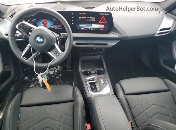 WBA23GG06S7S49926 2025 BMW 2 SERIES Red Вид панелі приладів