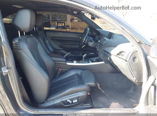 WBA2G3C36H7A25421 2017 BMW M2 Gray Front interior view