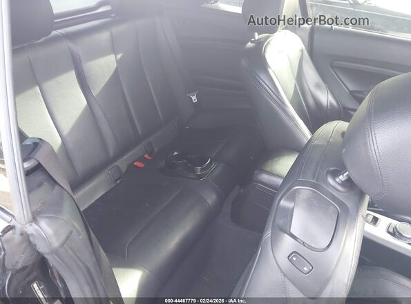 WBA2L1C52HV668648 2017 BMW M2 Black Widok naklejki z numerem VIN