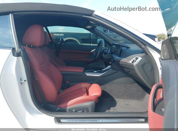 WBA33DB01TCW45698 2026 BMW 4 SERIES White წინა სალონის ხედი