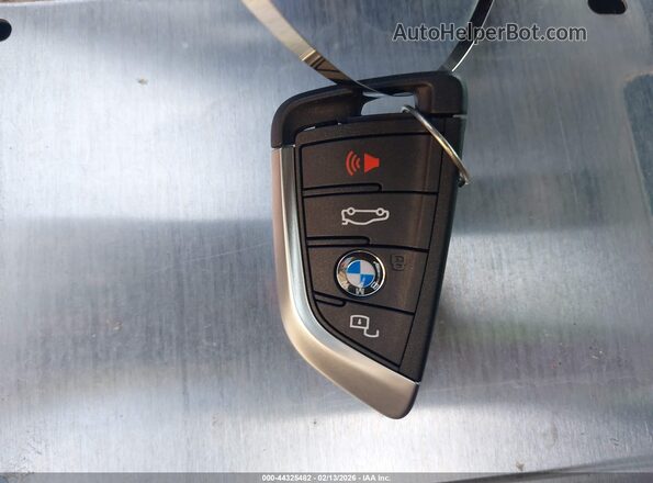 WBA33DB01TCW45698 2026 BMW 4 SERIES White წინა პანელის ხედი