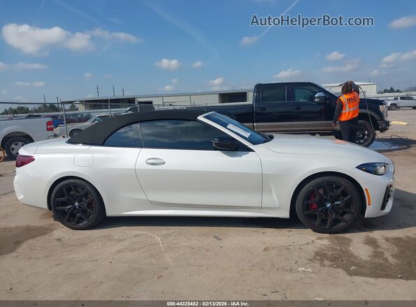 WBA33DB01TCW45698 2026 BMW 4 SERIES White უკანა სალონის ხედი
