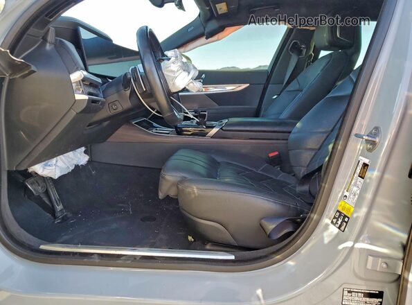 WBA33EJ00RCP02621 2024 BMW 7 SERIES Gray Vista interior delantera