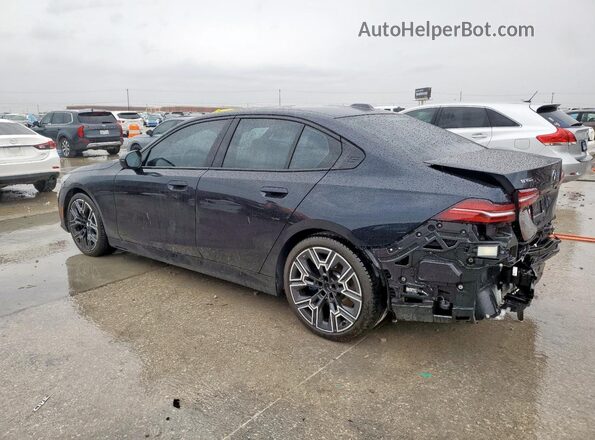 WBA43FJ03RCR20255 2024 BMW 5 SERIES Black უკანა მარცხენა