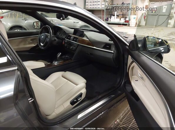 WBA4R9C55HK680980 2017 BMW 4 SERIES Зеленый Вид салона спереди