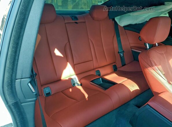 WBA4W7C0XLFJ79814 2020 BMW 4 SERIES White Rear seats view