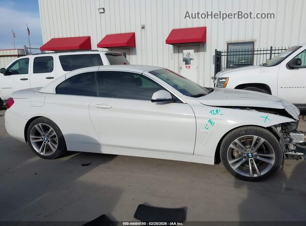 WBA4Z1C59JEC58722 2018 BMW 4 SERIES White Սալոնի 360 աստիճան տեսք