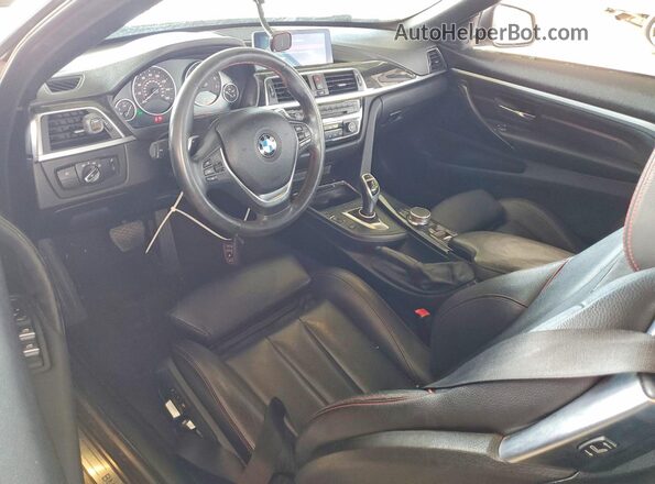 WBA4Z1C5XJEC59944 2018 BMW 4 SERIES Белый Вид панели приборов