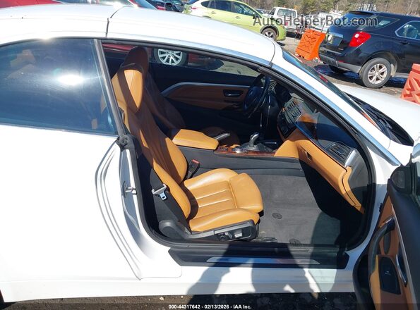 WBA4Z3C53JEC57738 2018 BMW 4 SERIES White Widok wnętrza z przodu