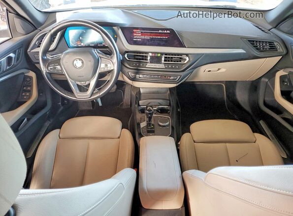 WBA53AK04P7L56661 2023 BMW 2 SERIES Белый Вид панели приборов
