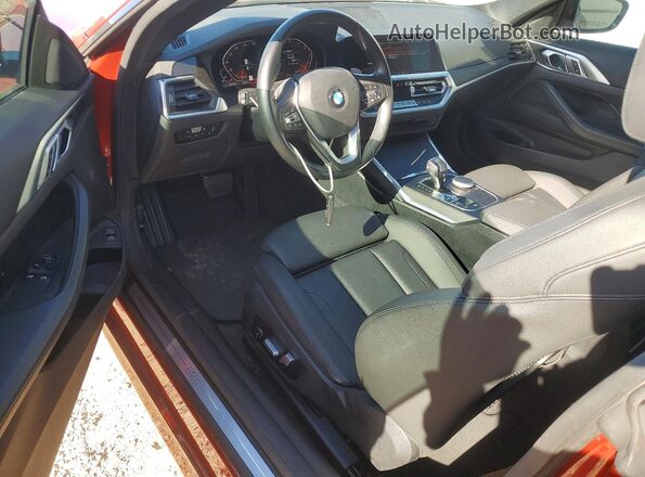WBA53AP05MCF96705 2021 BMW 4 SERIES Orange Widok deski rozdzielczej