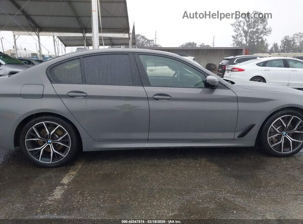WBA53BH00MCF35086 2021 BMW 5 SERIES Gray Вид задньої частини салону