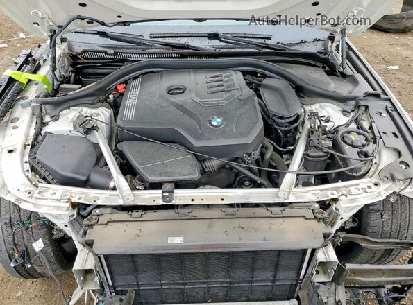 WBA53BH03NCK98897 2022 BMW 5 SERIES White Widok wnętrza z tyłu