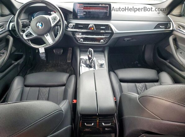 WBA53BH03NWX74404 2022 BMW 5 SERIES Black Vista del salpicadero